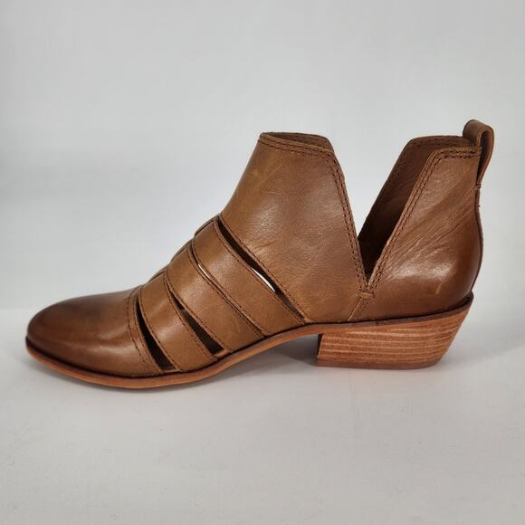 Frye and Co. Tob Leather Cutout Booties Women’s 7.5M NWOT - Picture 13 of 13